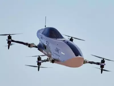 world first flying car
