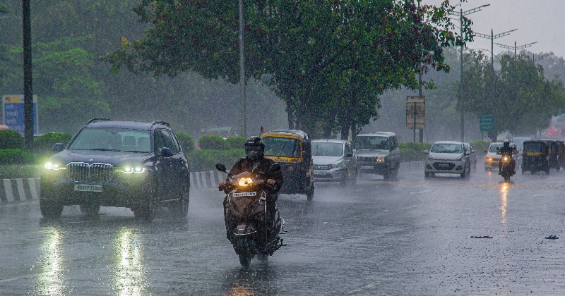 Monsoon Arrives In Mumbai; Heavy Rains Lash City Amid Warnings Of High ...