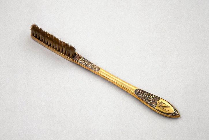 Toothbrush