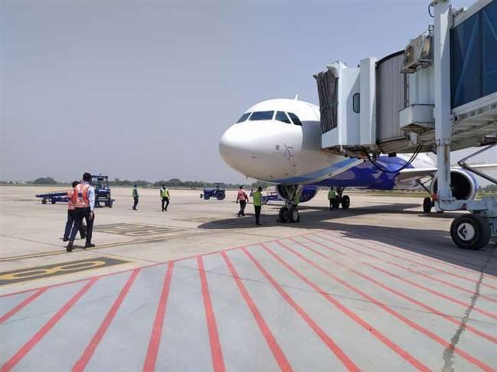 India To Resume International Flights From December 15, Barring 14 ...