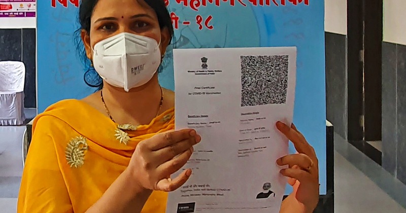 Like Vaccine Certificate, PM Modi's Photo Should Be On Death