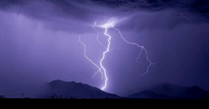 lightning life on Earth