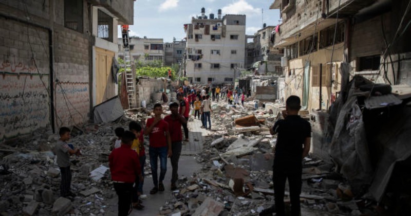 Israeli Airstrikes On Gaza Have Left 38,000 People Displaced And 2,500 ...