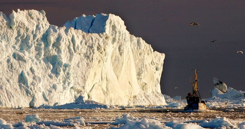 그린란드 빙상이 전복 되려고하고 해수면이 23 피트까지 올라갈 수 있습니다.