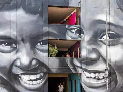 Chennai’s Slum Becomes Walk-in Art Gallery