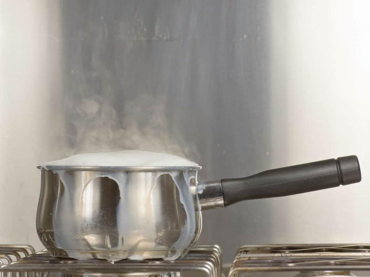 Milk Boilers That Ensure No Spillage; Check The 5 Best Options