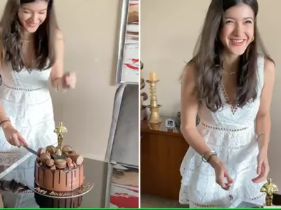 Shanaya Kapoor Celebrates Her B’Day With Oscar Cake, Big Brother Arjun Has A Lovely Wish For Her