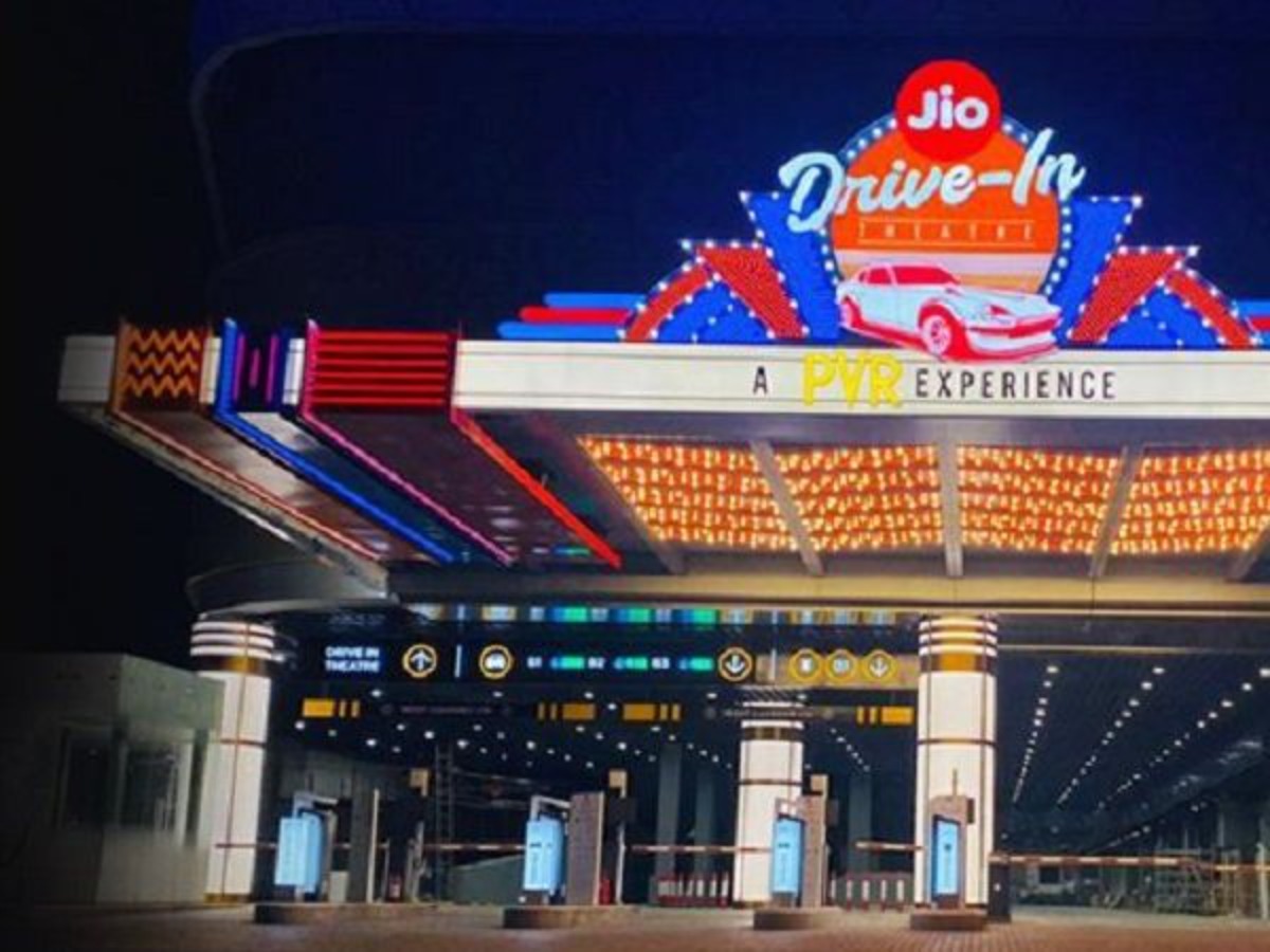 India's First OpenAir, Rooftop Drivein Theatre Opens In Mumbai Here