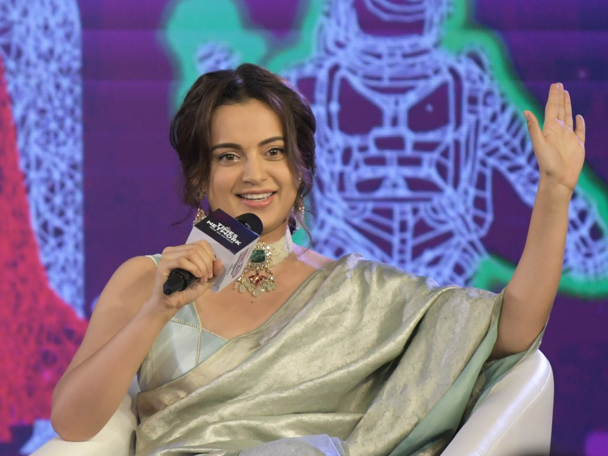 Mukesh Khanna Slams Kangana Ranaut For 'Bheekh' Remark, Asks If Was It ...