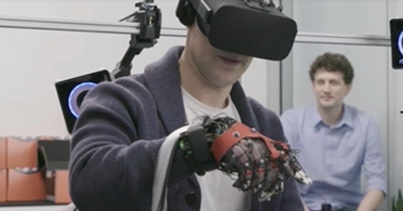 Mark Zuckerberg Shows Off Haptic Gloves That Let You 'Feel' Virtual Objects