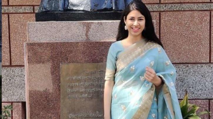 IAS Ananya Singh