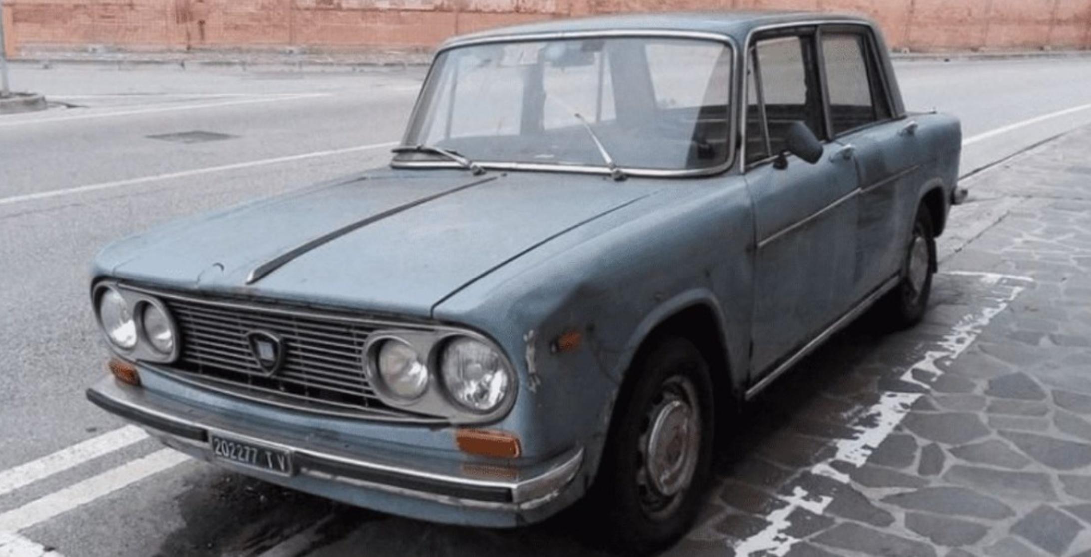 Car Parked In Same Spot On Italian Street For 47 Years To Be Turned Into  Monument