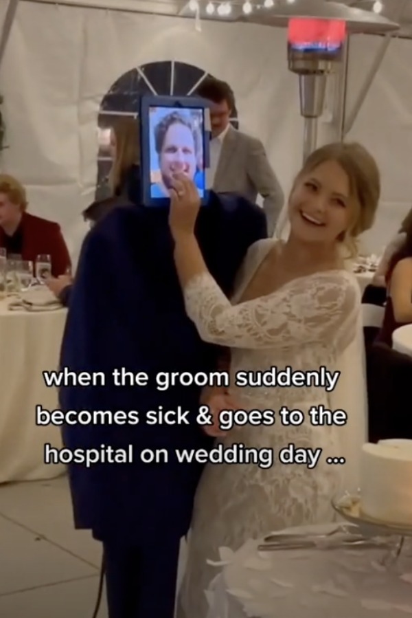 Bride Danced With Mannequin After Groom Missed The Wedding