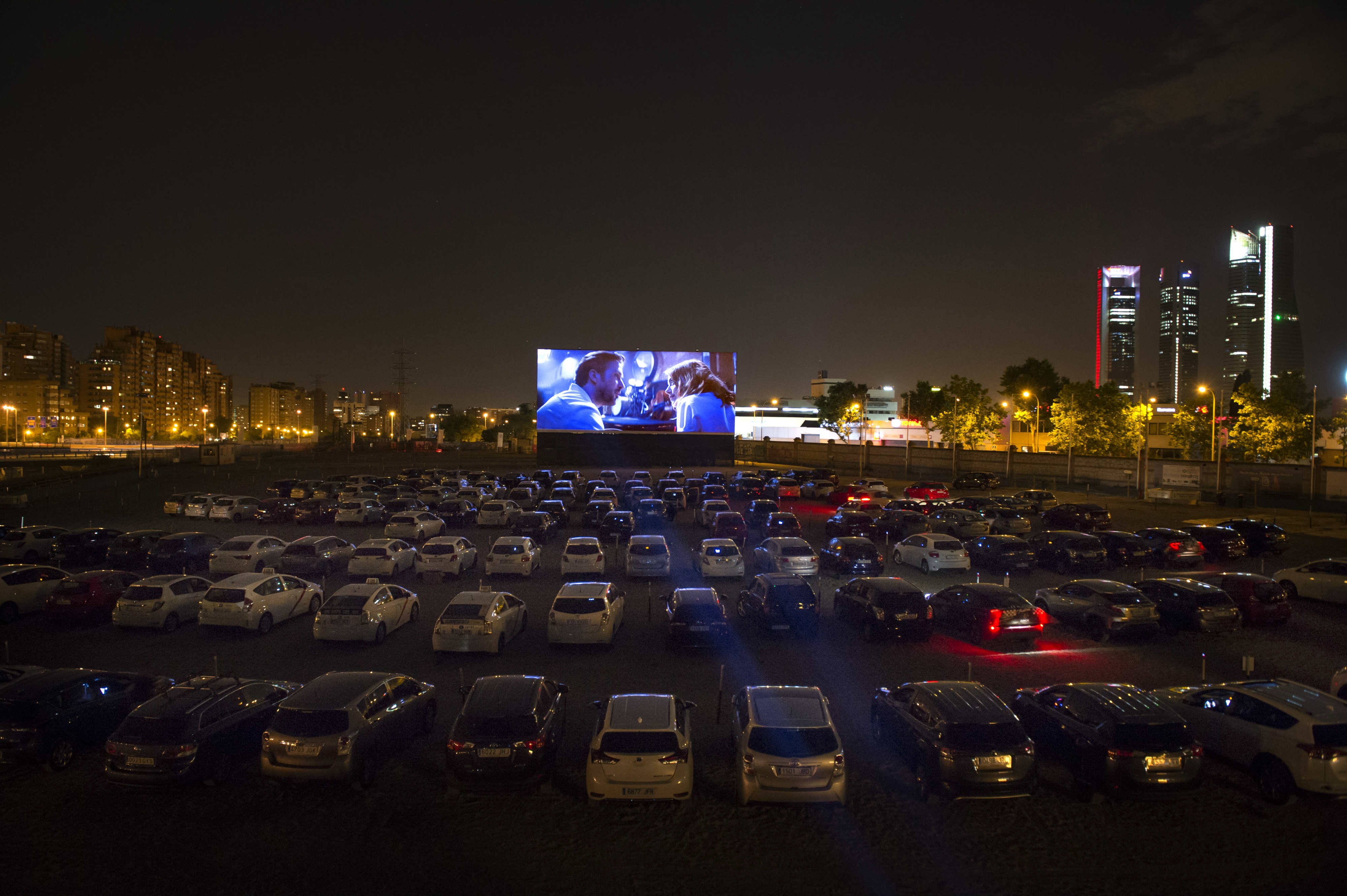 India's First Open-Air, Rooftop Drive-in Theatre Opens In Mumbai: Here ...