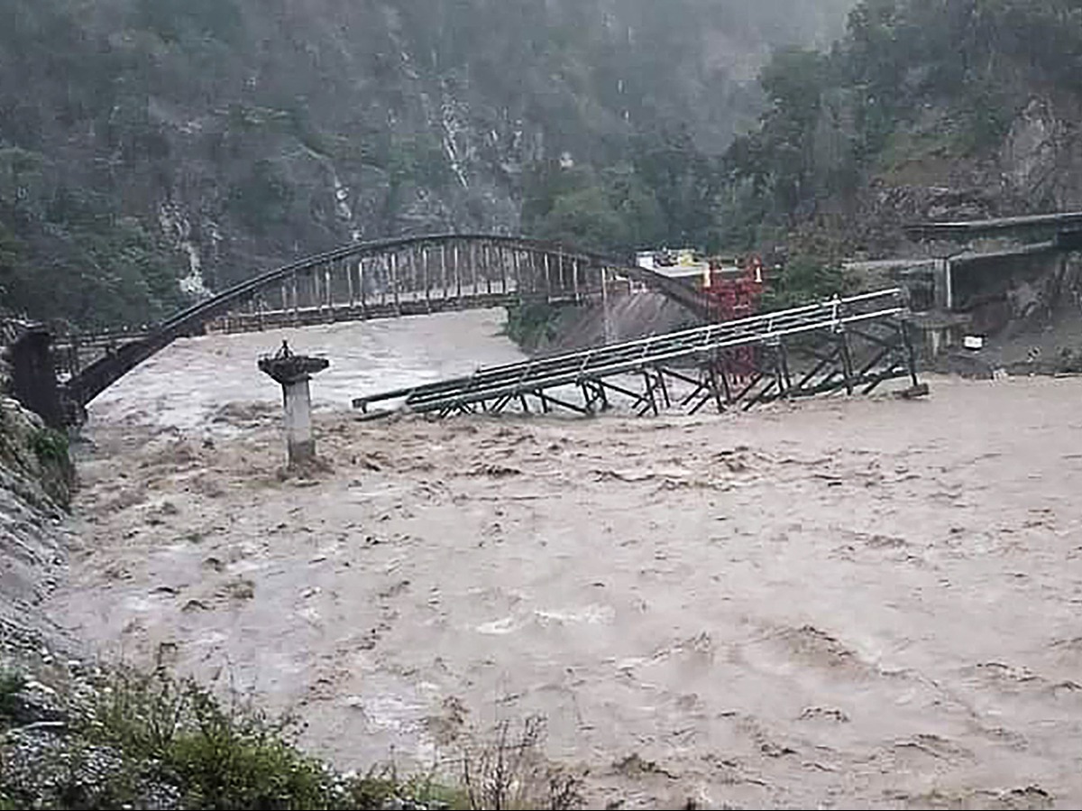 heavy rain in uttarakhand