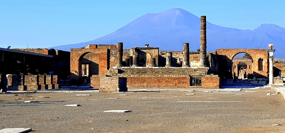 Ancient lose. Руины Помпеи. Убийство Помпея в Египте. Последний день Помпеи.