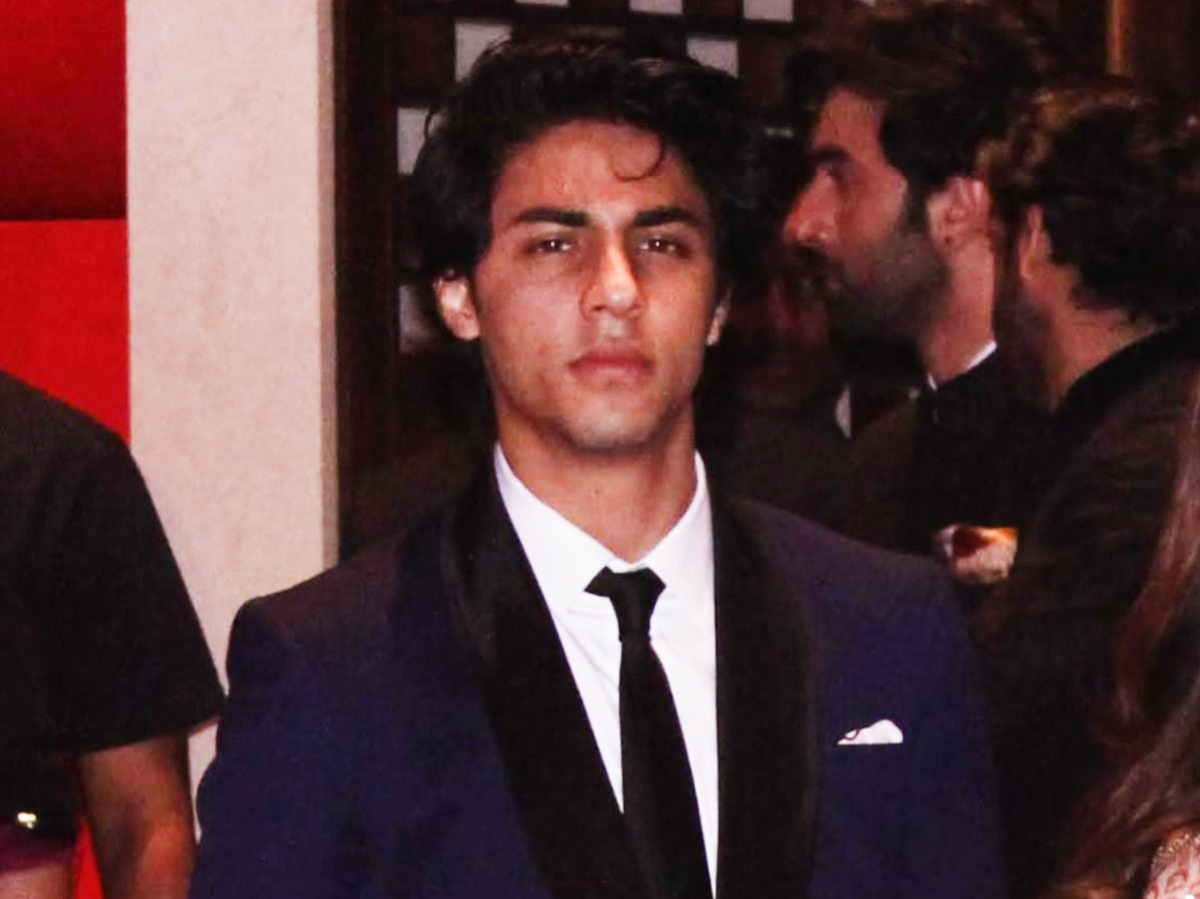 Shah Rukh Khan's Son Aryan Khan Finally Gets Bail In Drugs Case, To ...