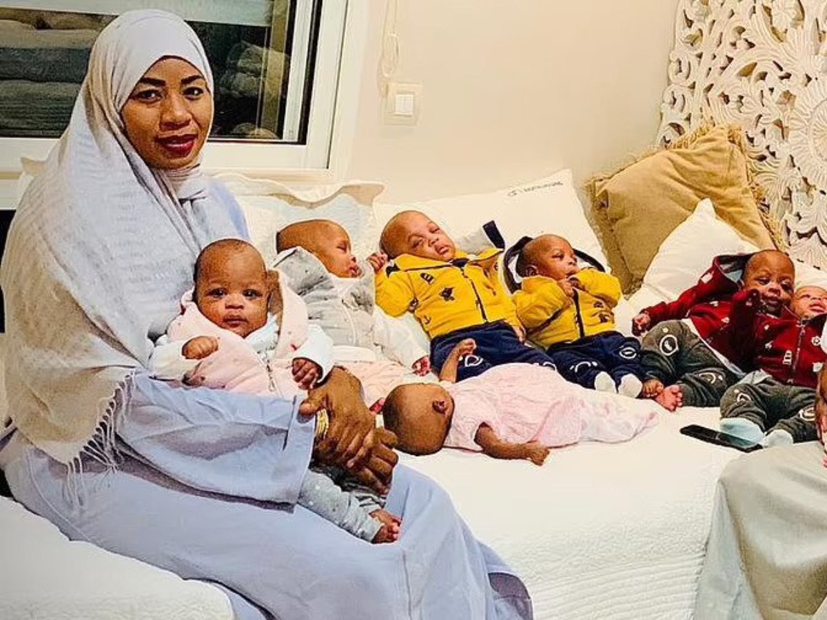 Malian Woman, Who Gave Birth To 9 Babies, Changes 100 Nappies A Day