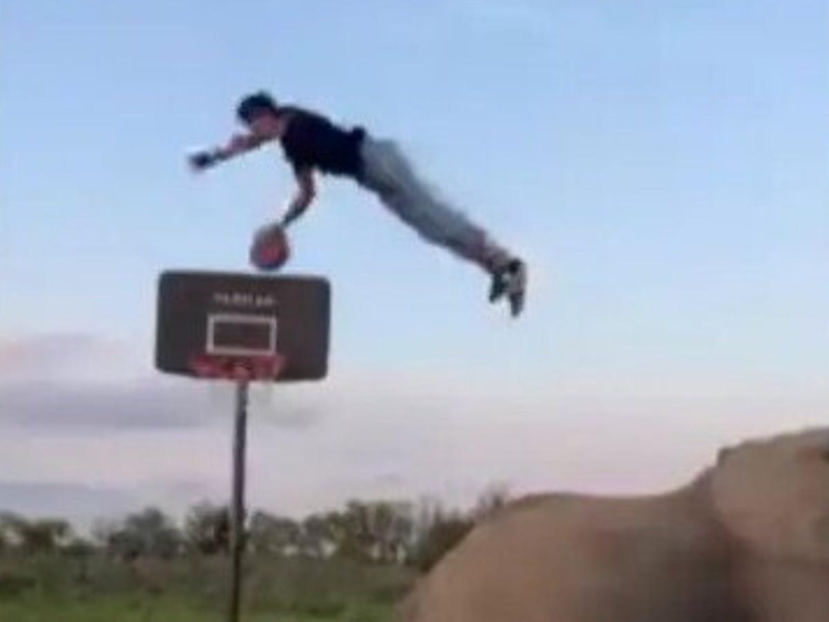 Elephant helps guy do crazy dunk, Just a casual dunk  with help from an  elephant 😲, By ESPN