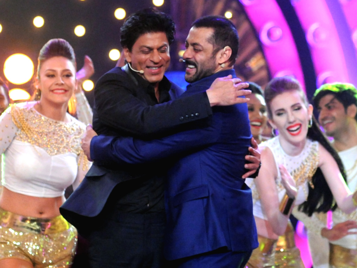 12 Times Salman Khan And Shah Rukh Khan Proved 'Ye Bandhan Abhi Bhi ...