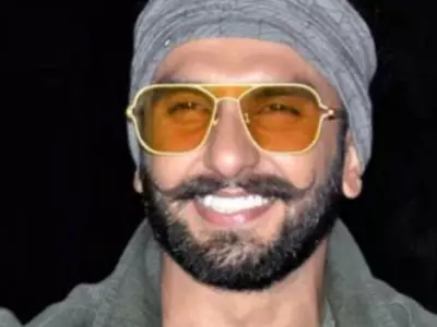 Ranveer Singh Is Super Impressed With This Little Kid Rapping On 'Apna Time Aayega' & So Are We