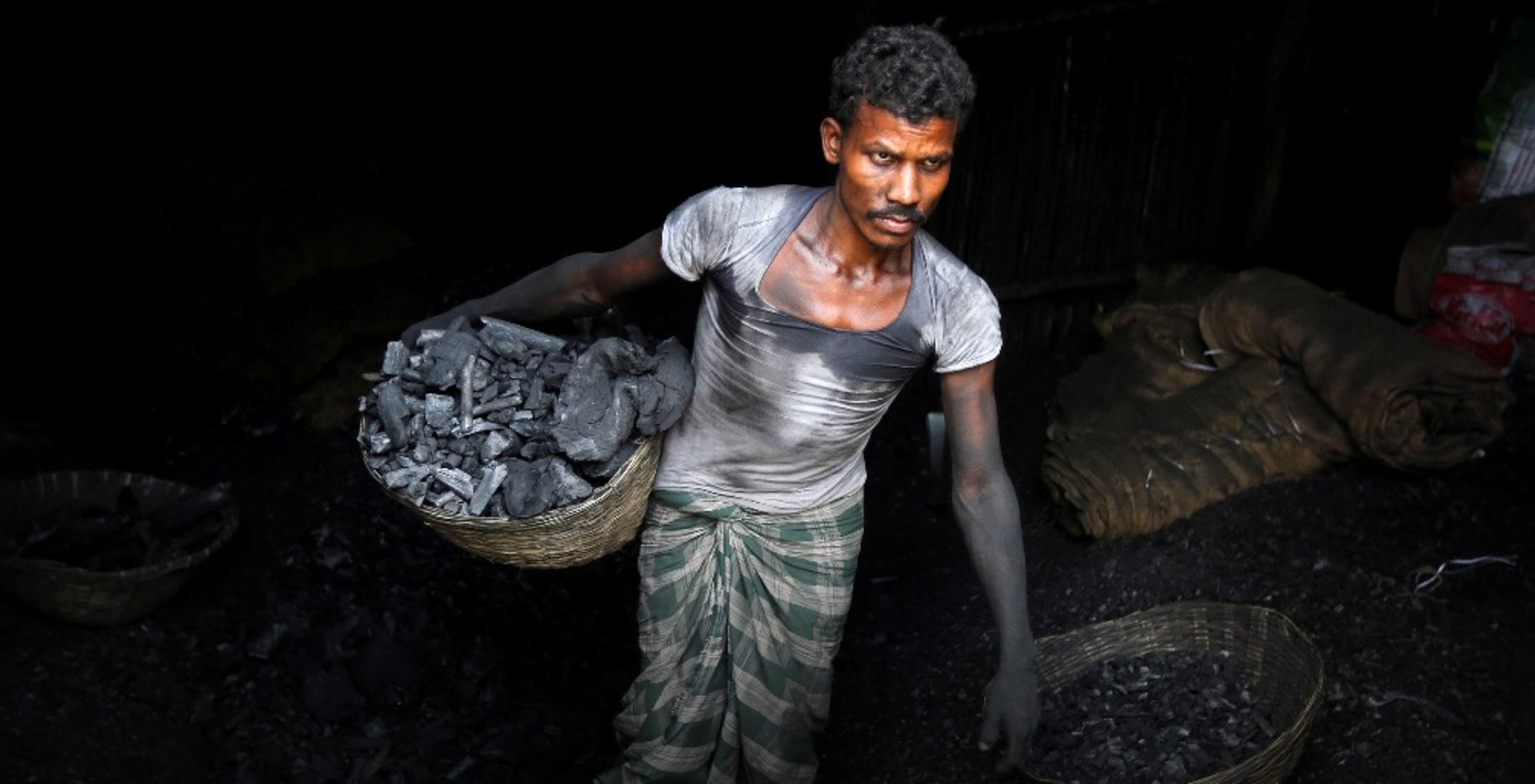 Coal Shortage: Here&#39;s A List Of Major Indian States That Are Facing Long Power Cuts