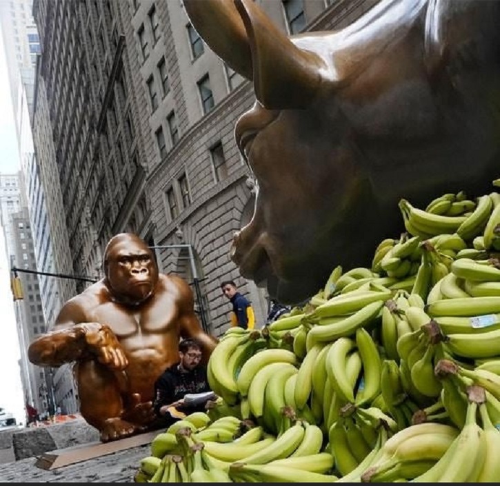 Harambe's Statue Installed At Wall Street