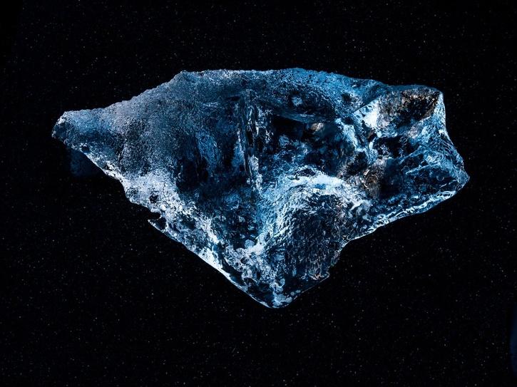 Worlds Largest Known Cut Black Diamond Of 555 Carat Unveiled In Dubai
