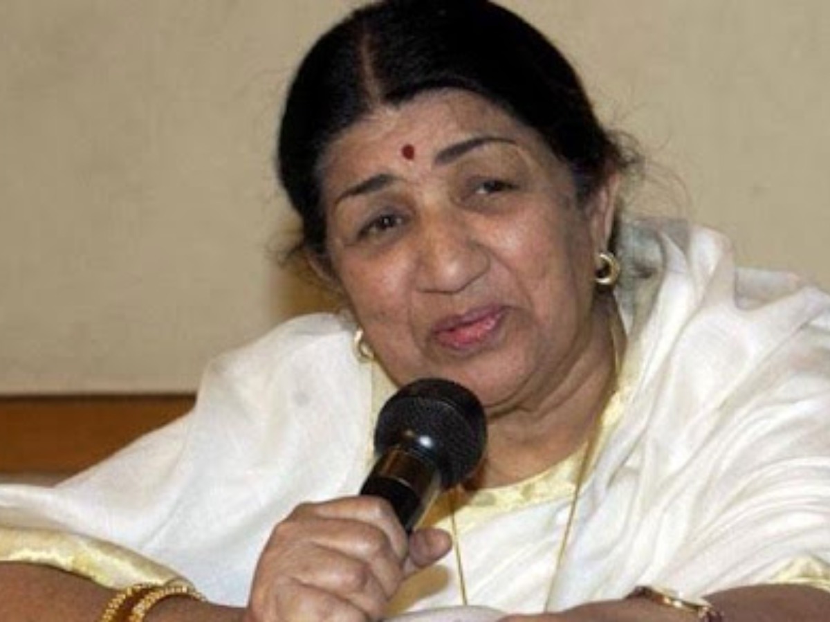 Veteran Singer Lata Mangeshkar Admitted To ICU After Testing Positive ...