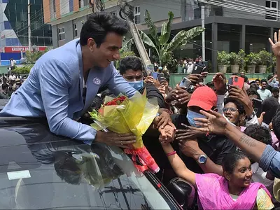 Sonu Sood among sea of fans before IT raids and accusation of Rs 20 crore tax evasion. 