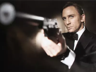 When Craig wrapped his fifth and final James Bond film back in 2019, he gave an emotional farewell to the cast and crew.