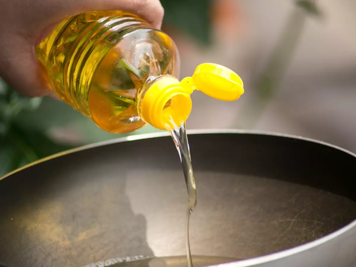 Mustard Oil Is Selling At More Than Rs 200 Per Litre As Common Man Continues To Suffer