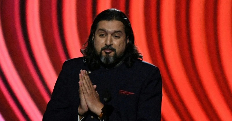 Indian Composer Ricky Kej Greets Audience With 'Namaste' As He Wins His ...