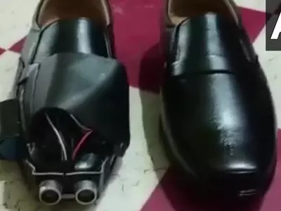 shoe obstacle sensors