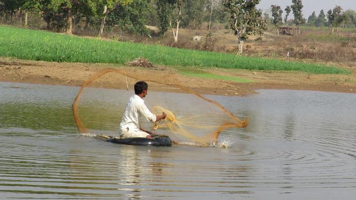 fish-farmer-