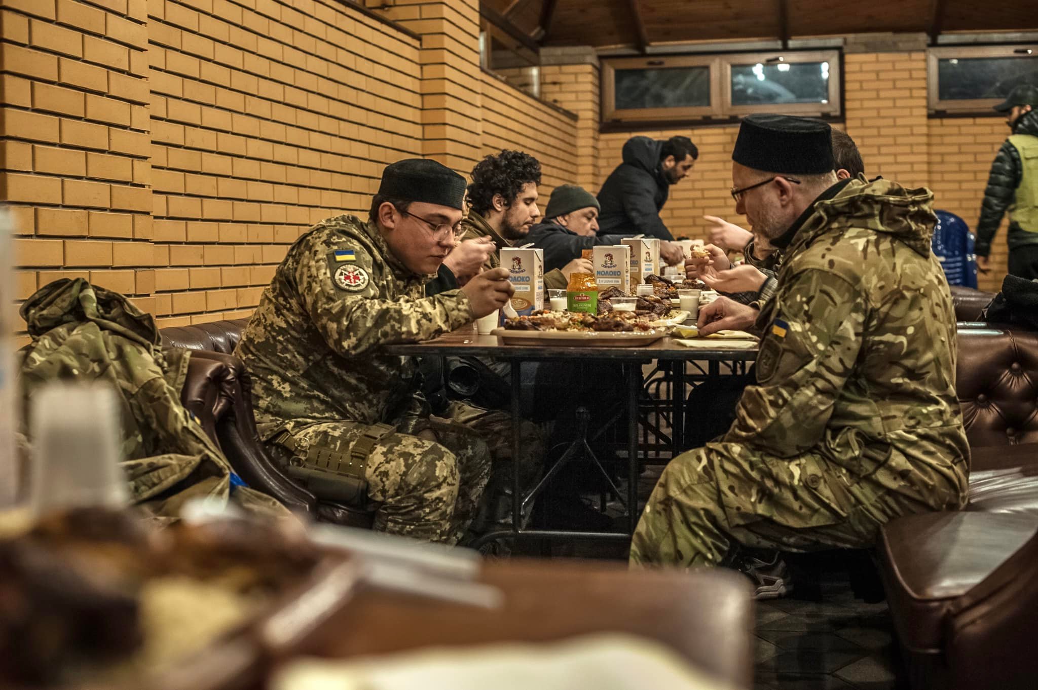 Ukraine's Muslim Soldiers Defend Their Country While Observing The Holy ...