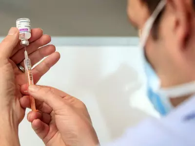 german man took 90 doses of covid vaccine 
