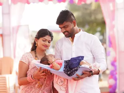 pune couple bring newborn daughter home in helicopter 