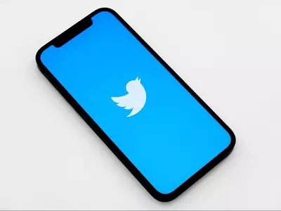 Twitter Is Working On A Status Update Feature Codenamed 'Vibe': All We Know So Far