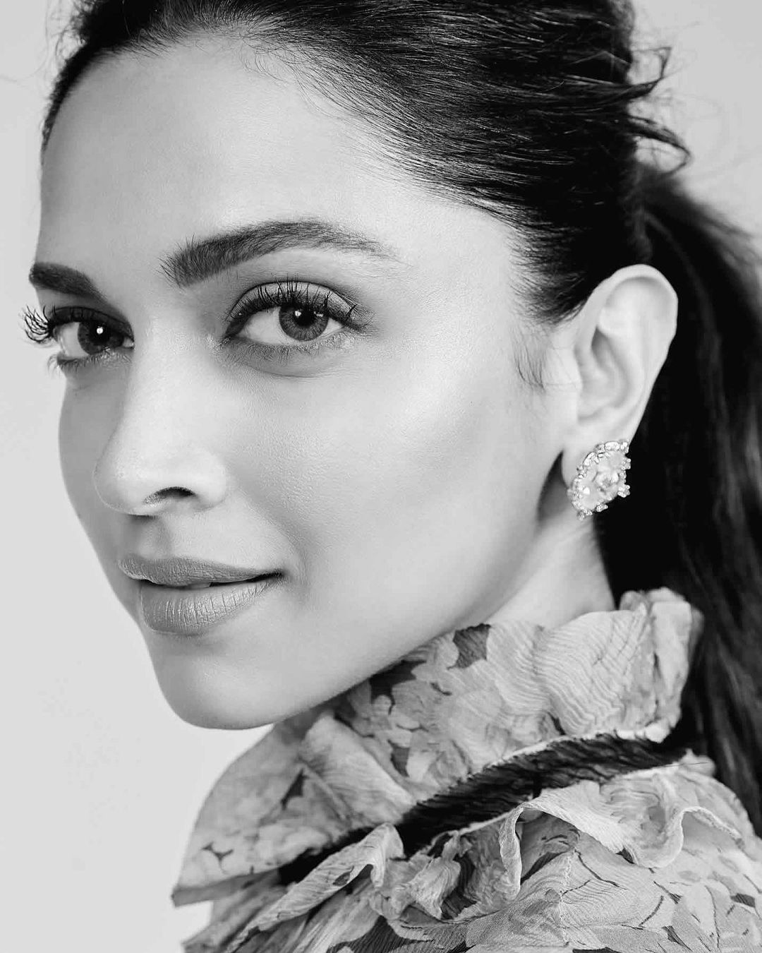 Deepika Padukone Recalls Her Struggle With Depression, Admits She 'Was ...