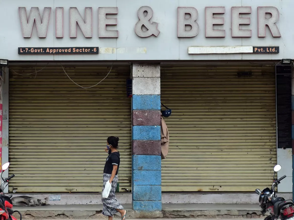 Delhi Liquor License Extension Indiatimes
