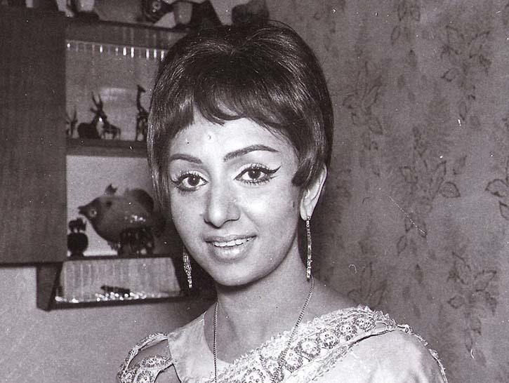 Riches To Rags 11 Bollywood Celebs Who Once Had Good Life But