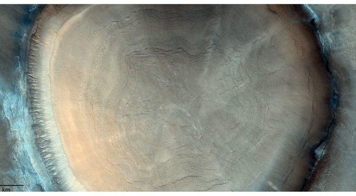 Mars Orbiter Finds Ear Shaped Crater On The Red Planet