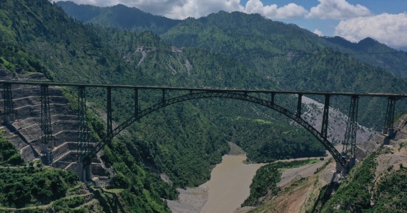 India Now Has World’s Highest Railway Bridge And It's Over The Chenab ...