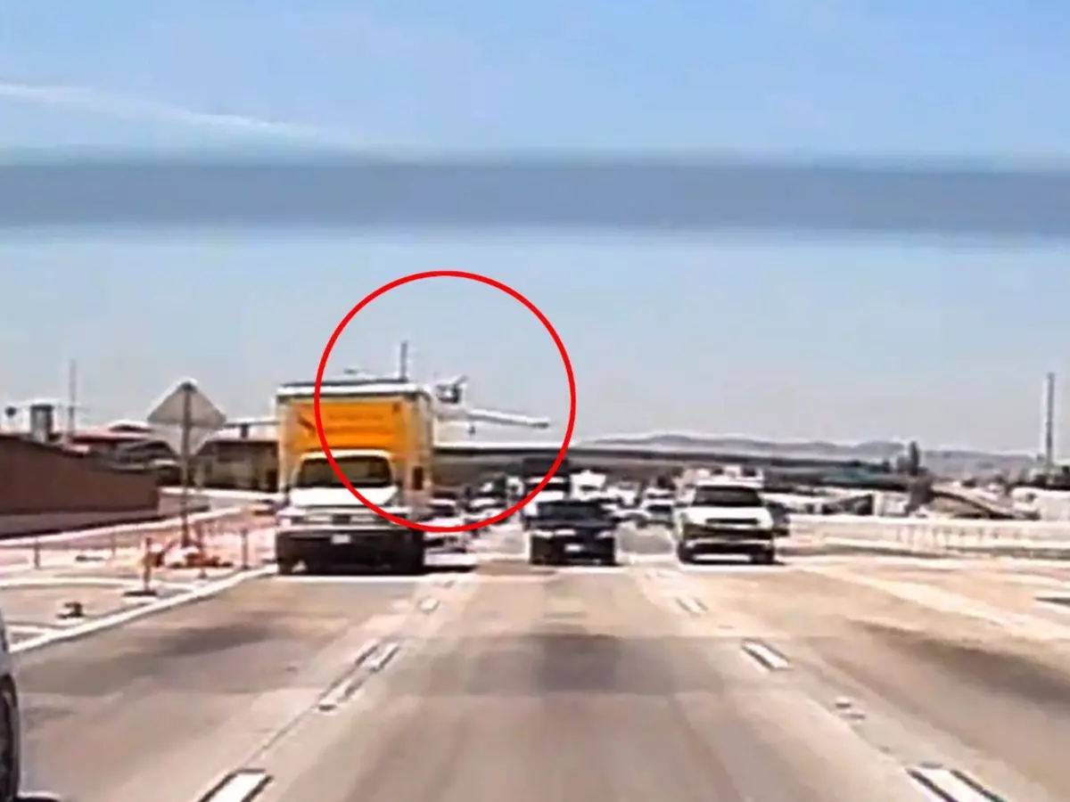 plane-crash-lands-on-california-highway-and-bursts-into-flames-62f48c5a6dd3b Indiatimes