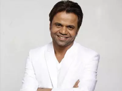 Police Complaint Filed Against Rajpal Yadav For ‘Accidently’ Hitting A Student With His Scooter