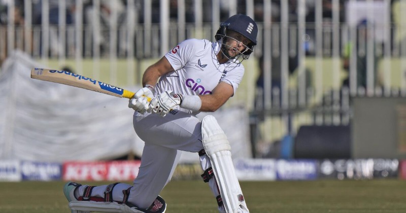 Pakistan Vs England: Root Does A Gavaskar, Bats Left-Handed