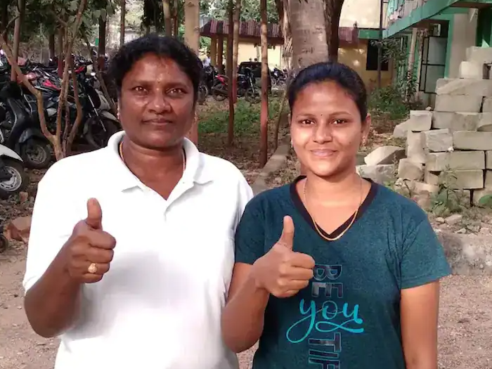 Telangana Mother daughter duo pass physical test for sub inspector post