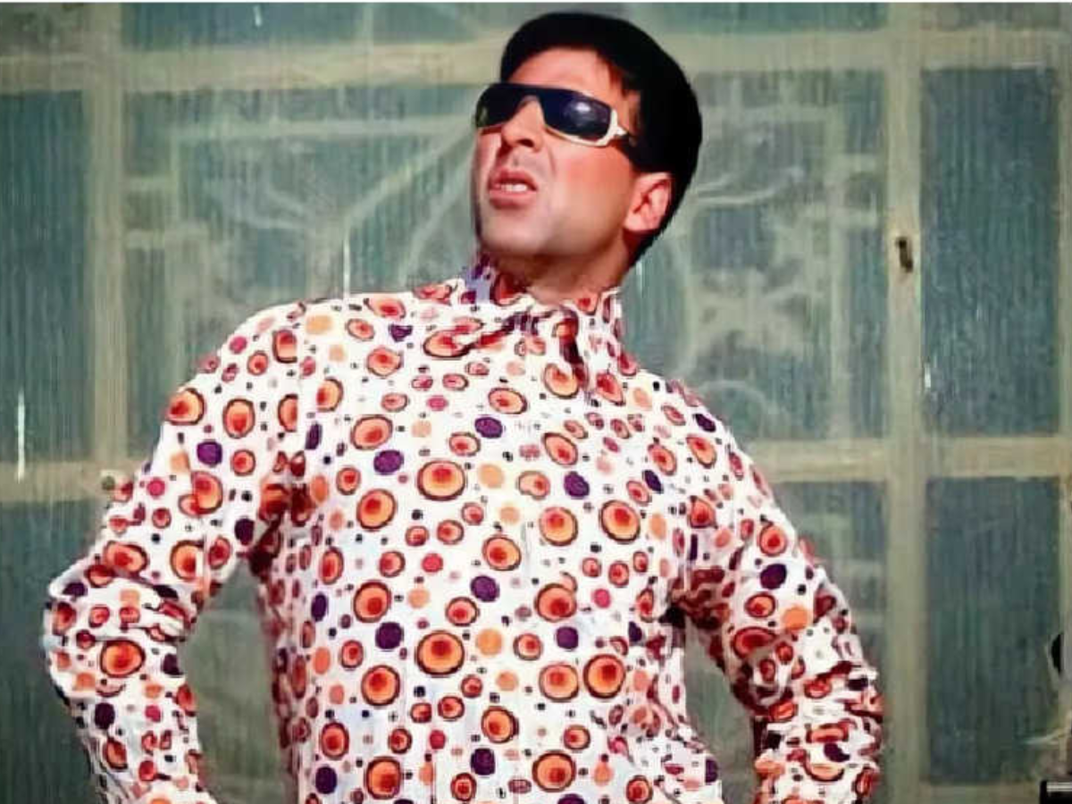 25 Din Mein Paisa Double: Akshay Kumar Vs Katrina Kaif: Who is the  'champion' of the 'Raju special' pose from 'Phirr Hera Pheri'? Vote Now |  IWMBuzz : u/televisionbuzz