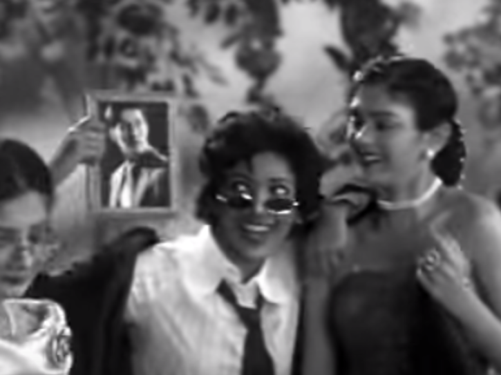 Priyanka Chopra In Bombay Vikings' Video Of 'Chhod Do Aanchal'